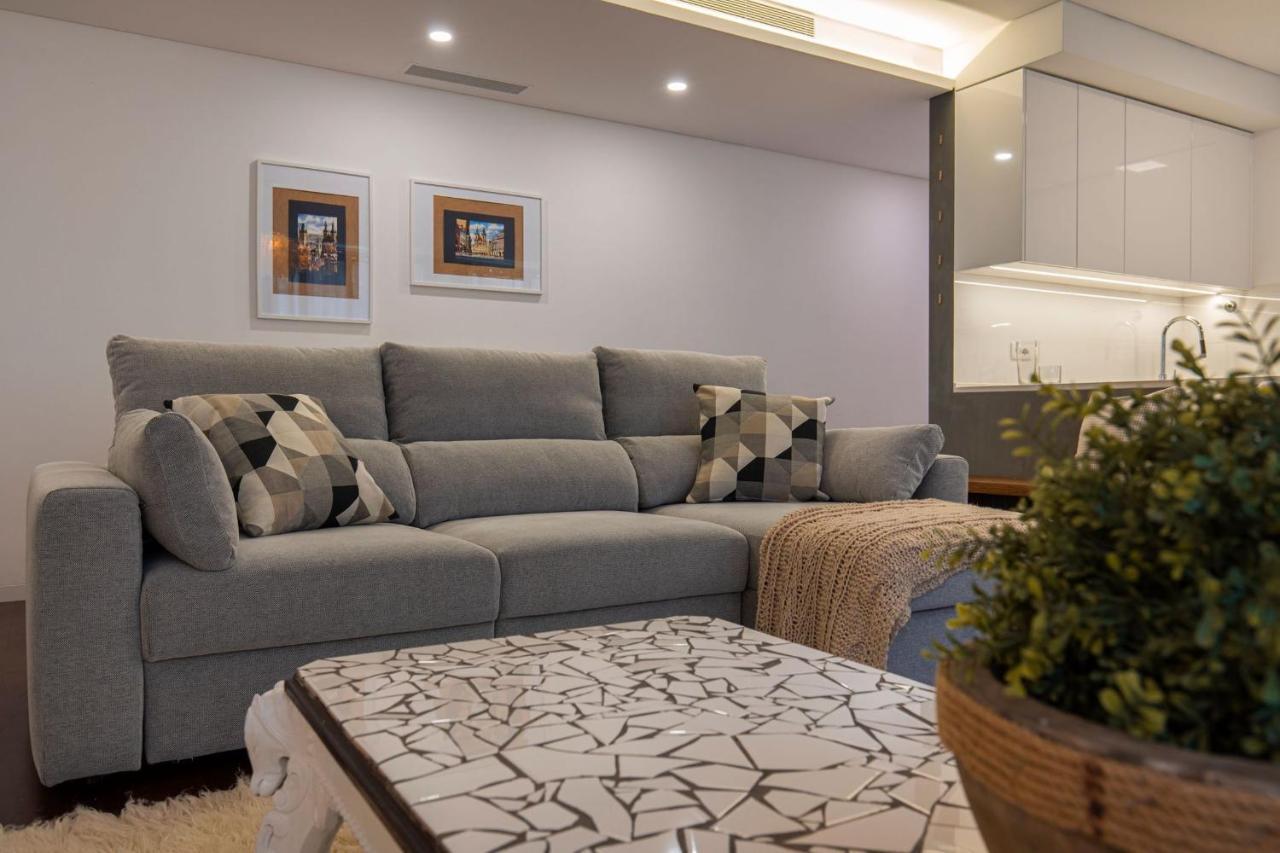 Touch Of Class 2Bdr Apartment By Lovelystay Кашкайш Экстерьер фото
