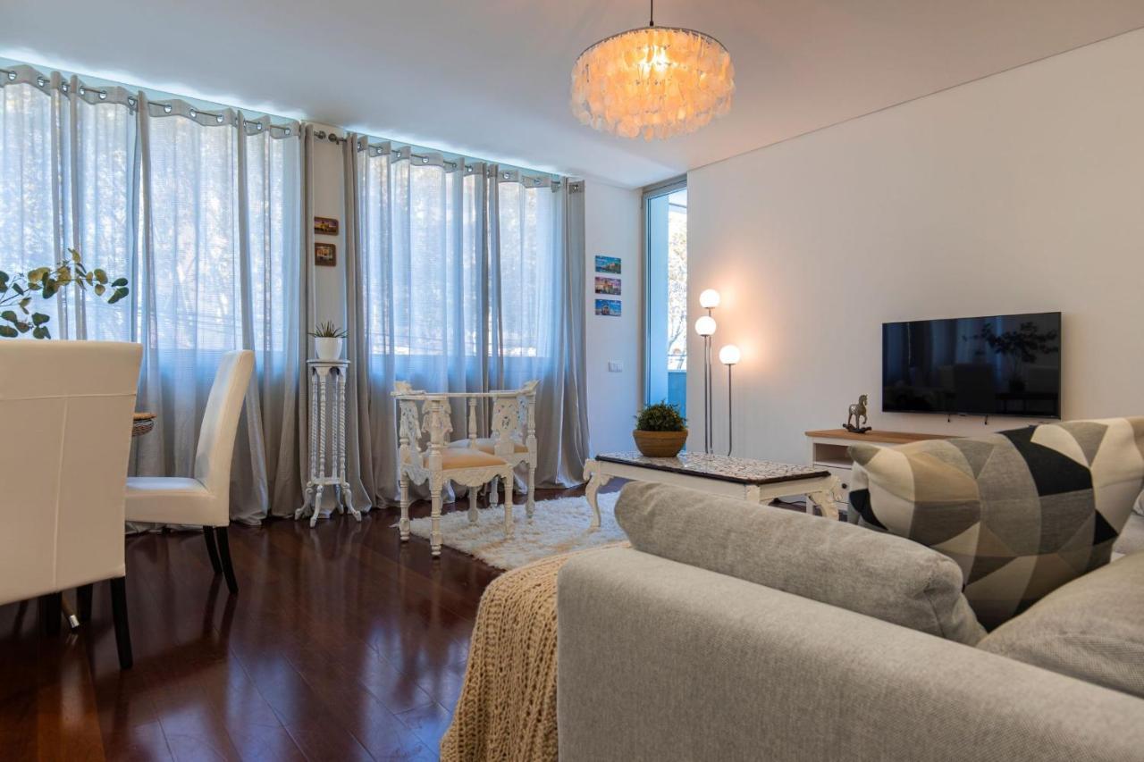 Touch Of Class 2Bdr Apartment By Lovelystay Кашкайш Экстерьер фото